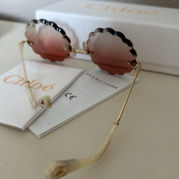 Chloe Sunglasses, New - Picture 14 of 14